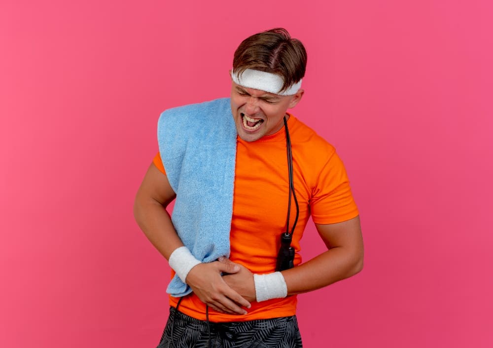 Depiction of a man exercising while dealing with Ulcerative Colitis