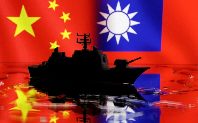 Illustration shows Chinese and Taiwanese flags