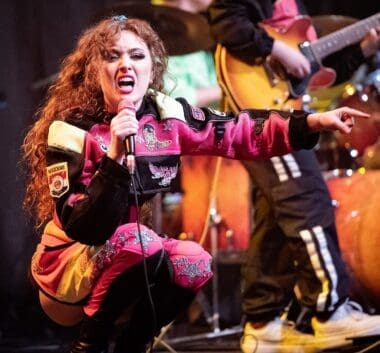 Roan performing at the Vogue Theatre in 2022. Photo by Jason Martin - flickr.com, CC BY-SA 2.0, via Wikimedia Commons.