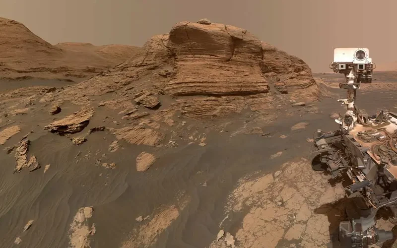 Mars Science Laboratory: Curiosity Rover