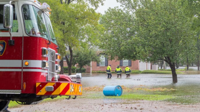 Missouri City, Texas - August 29, 2017. The first responders from Missouri City Fire Station 4 inspect flooded houses in Sienna Plantation. By Shutterstock - Michelmond