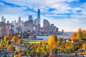 New York City. View of the financial district skyline in Lower Manhattan in autumn. By Shutterstock.com - Sean Pavone