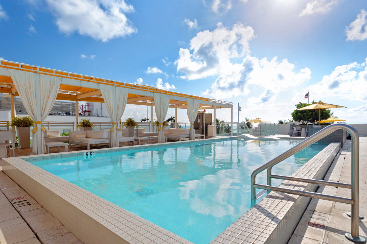Rooftop pool at Leslie Hotel in Ocean Drive